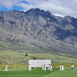 Queenstown Cricket logo
