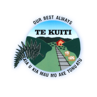 Te Kuiti Primary school logo